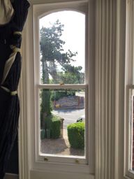 11d Meads Eastbourne Service