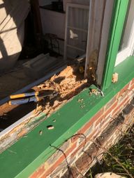 3b Box Frame Repairs Hoathly